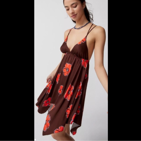 Urban Outfitters Dresses & Skirts - Urban Outfitters Ecote Clover Strappy-Back Mini Dress